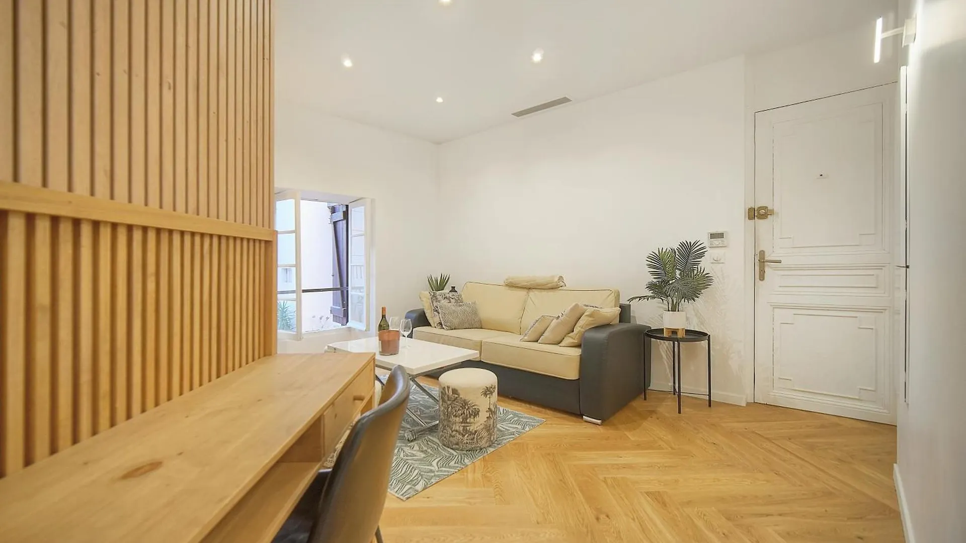 Charmant 2 Pieces Proche Plage Du Midi A1B266 Cannes Apartment