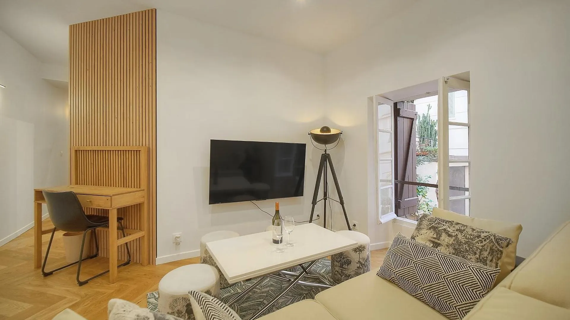 Charmant 2 Pieces Proche Plage Du Midi A1B266 Cannes Apartment